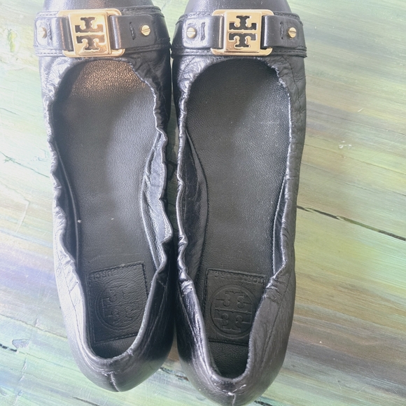 Tory Burch Leather Flats - Picture 5 of 9